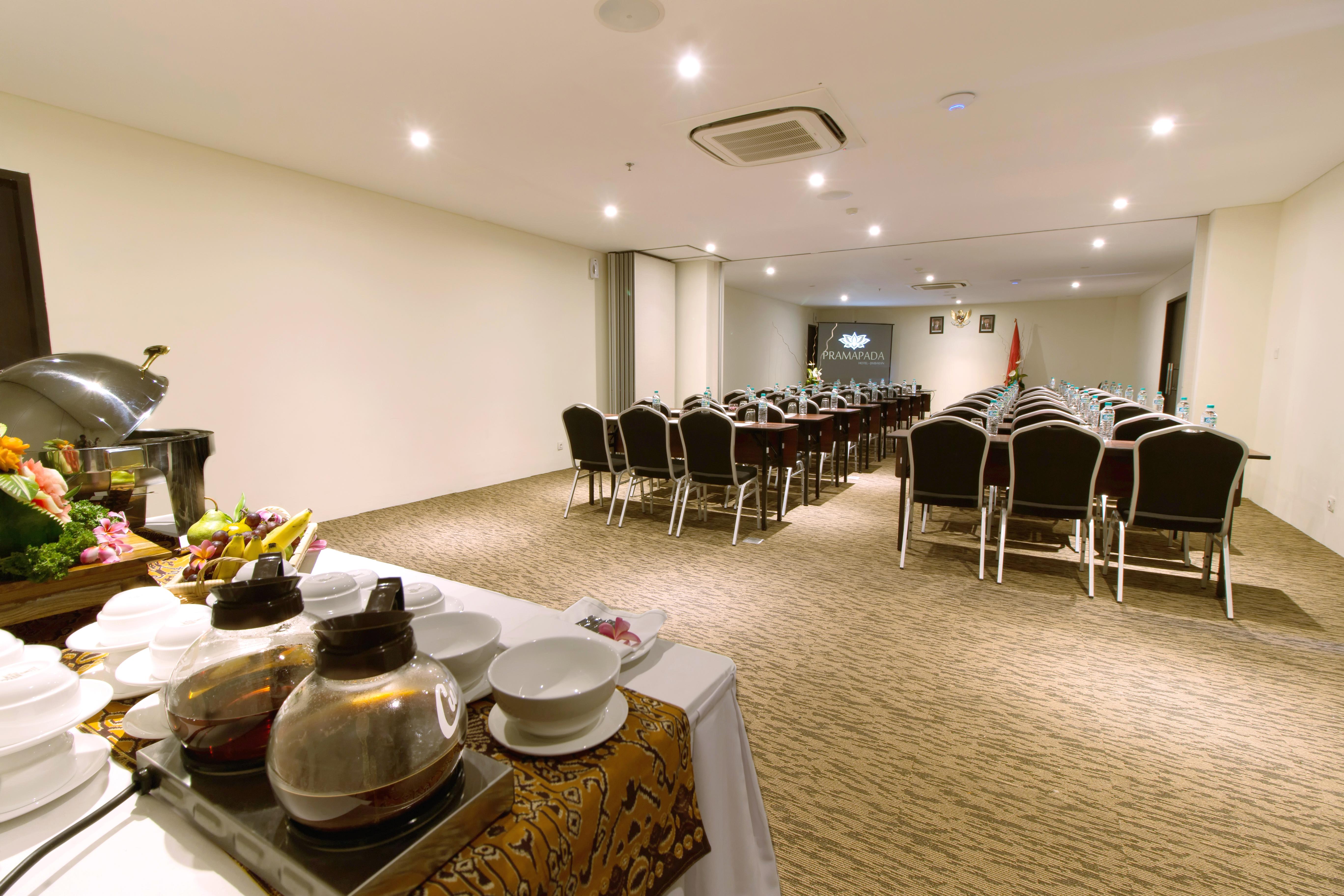 ฟ็อกซ์ โฮเต็ล จิมบารัน บีช Hotel จิมบาราน ภายนอก รูปภาพ