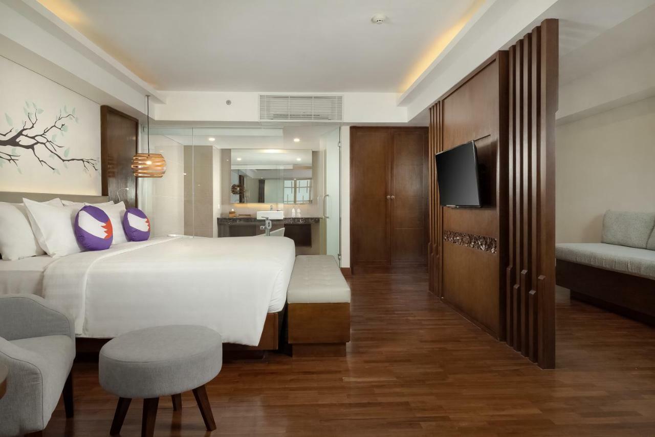 ฟ็อกซ์ โฮเต็ล จิมบารัน บีช Hotel จิมบาราน ภายนอก รูปภาพ
