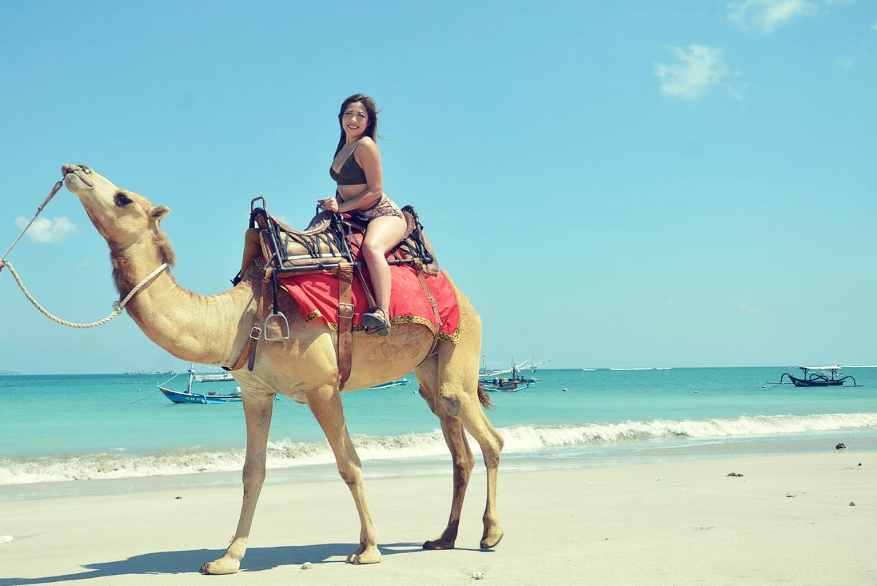 ฟ็อกซ์ โฮเต็ล จิมบารัน บีช Hotel จิมบาราน ภายนอก รูปภาพ